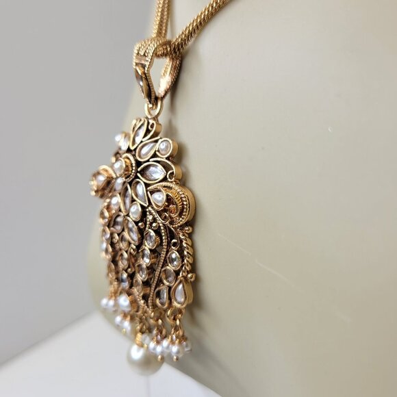 Ethnic Antique Gold Tone Pendant - Picture 5 of 14